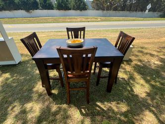 Counter height, solid wood oak five piece dining set