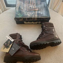 Vintage Timberland Leather High Top Insulated Size 13 Boots LIKE BRAND NEW Never Worn