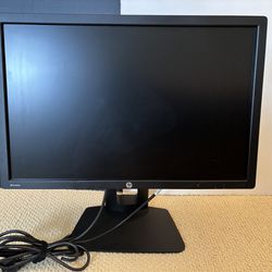 24” HP Z monitor. -almost new - Z24i. Excellent Condition! 