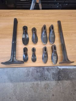 Cast Iron Cobbler Shoe Repair Set