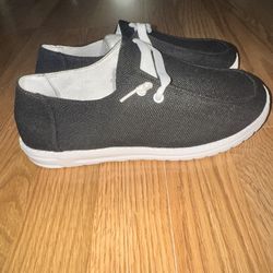 Women’s Shoes 