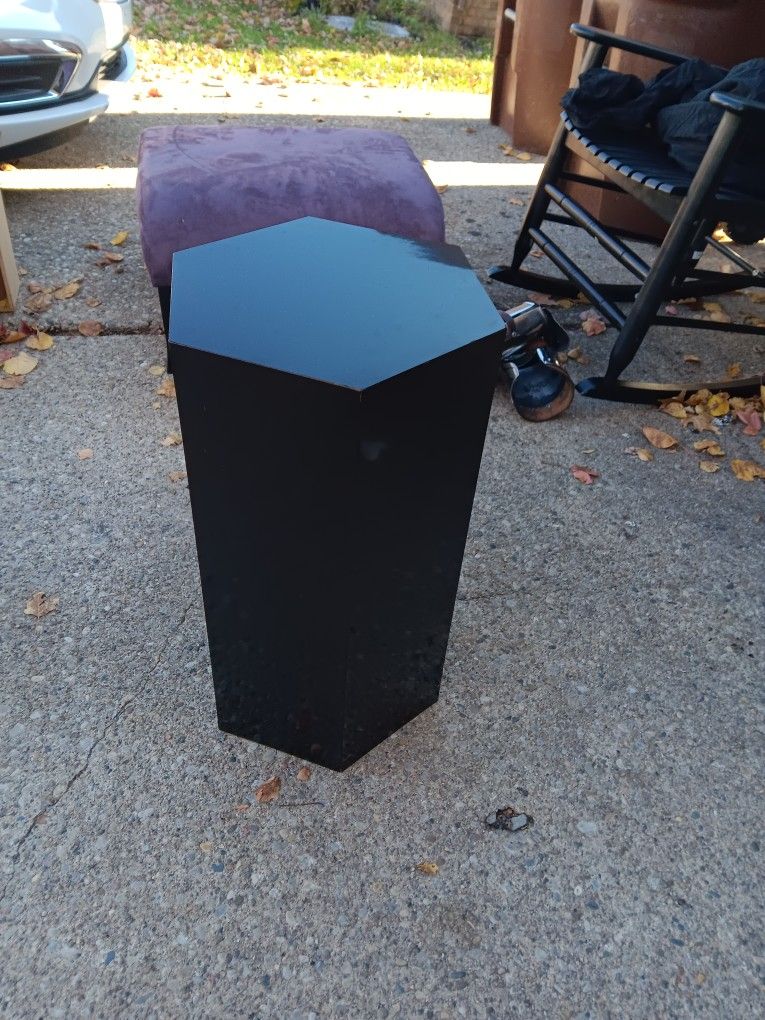 Plant Stand/Side Table 