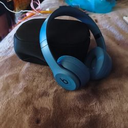 Beats Solo 4