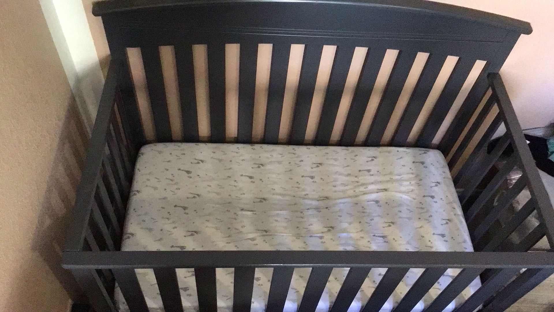 Baby Crib With Mattress