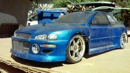 Electric traxxas 4tec rc car.