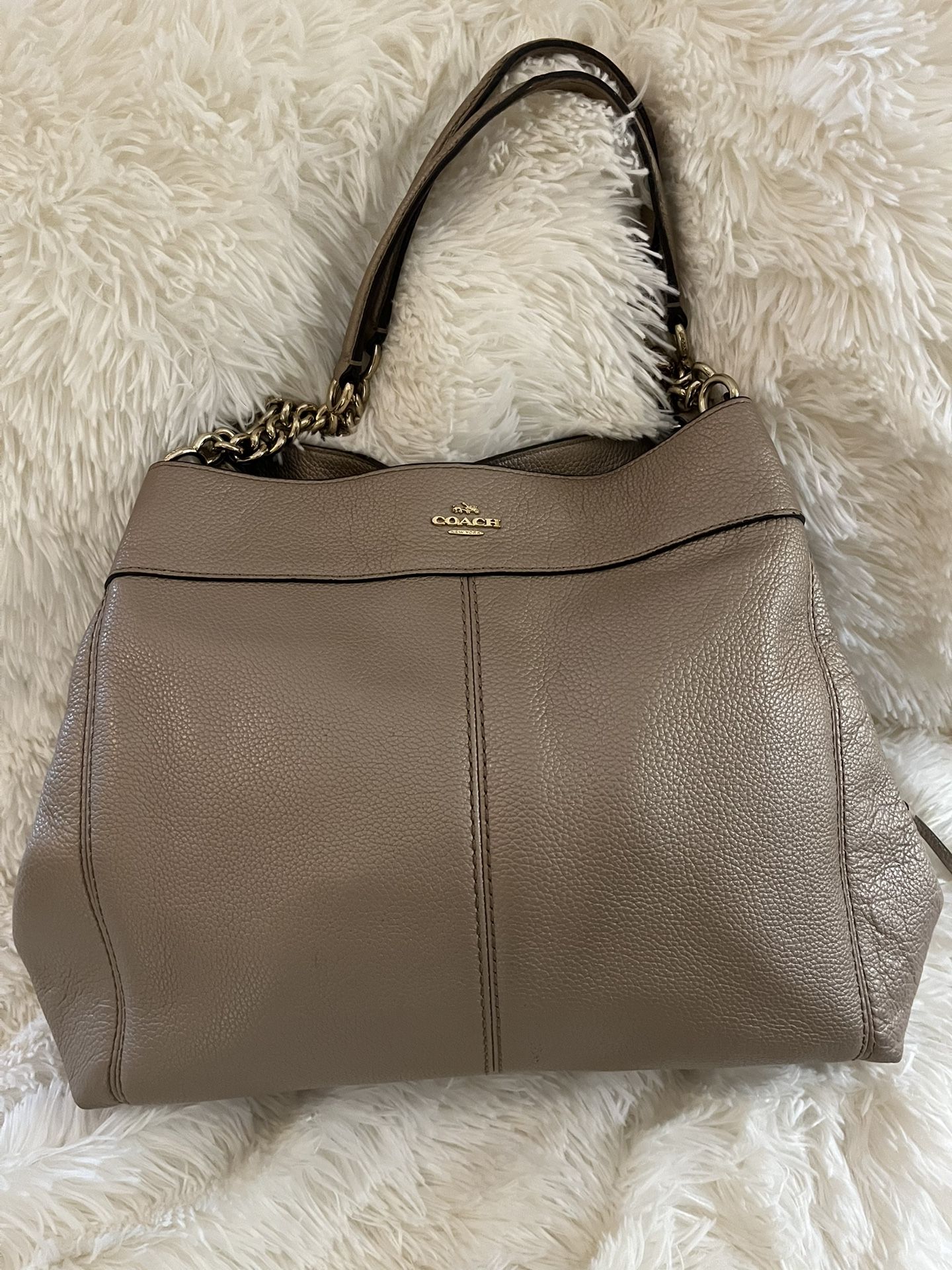 Beautiful Full Size Coach Handbag