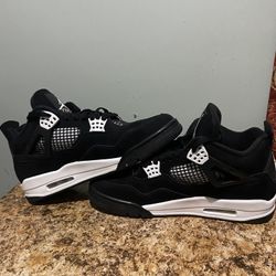 Jordan 4 White Thunder
