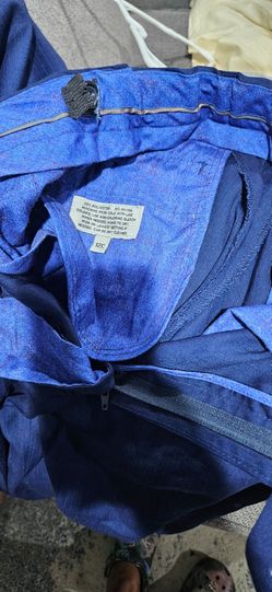 Preteen boy's blue 2 piece size 12 suit
