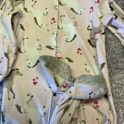 Girls Sleeper Size 4T 