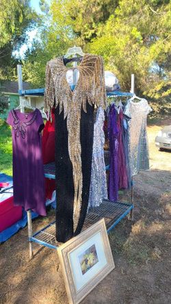 Women's n Men's Clothing