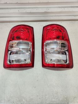2019 to 2024 Dodge Ram 2500 and 3500 Factory Tail Lights