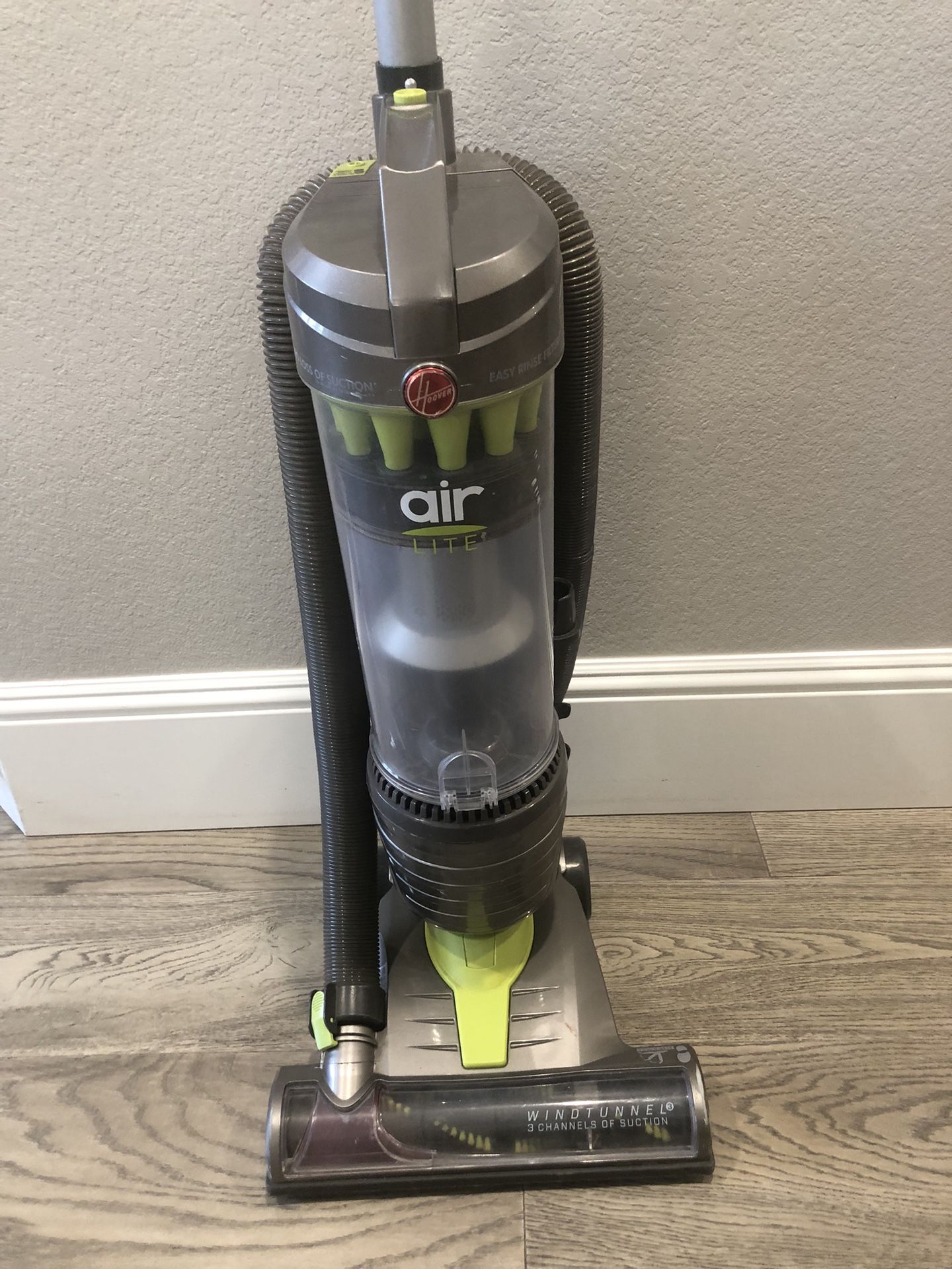 Vacuum Cleaner