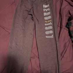 Women’s Medium Aeropostale Pants