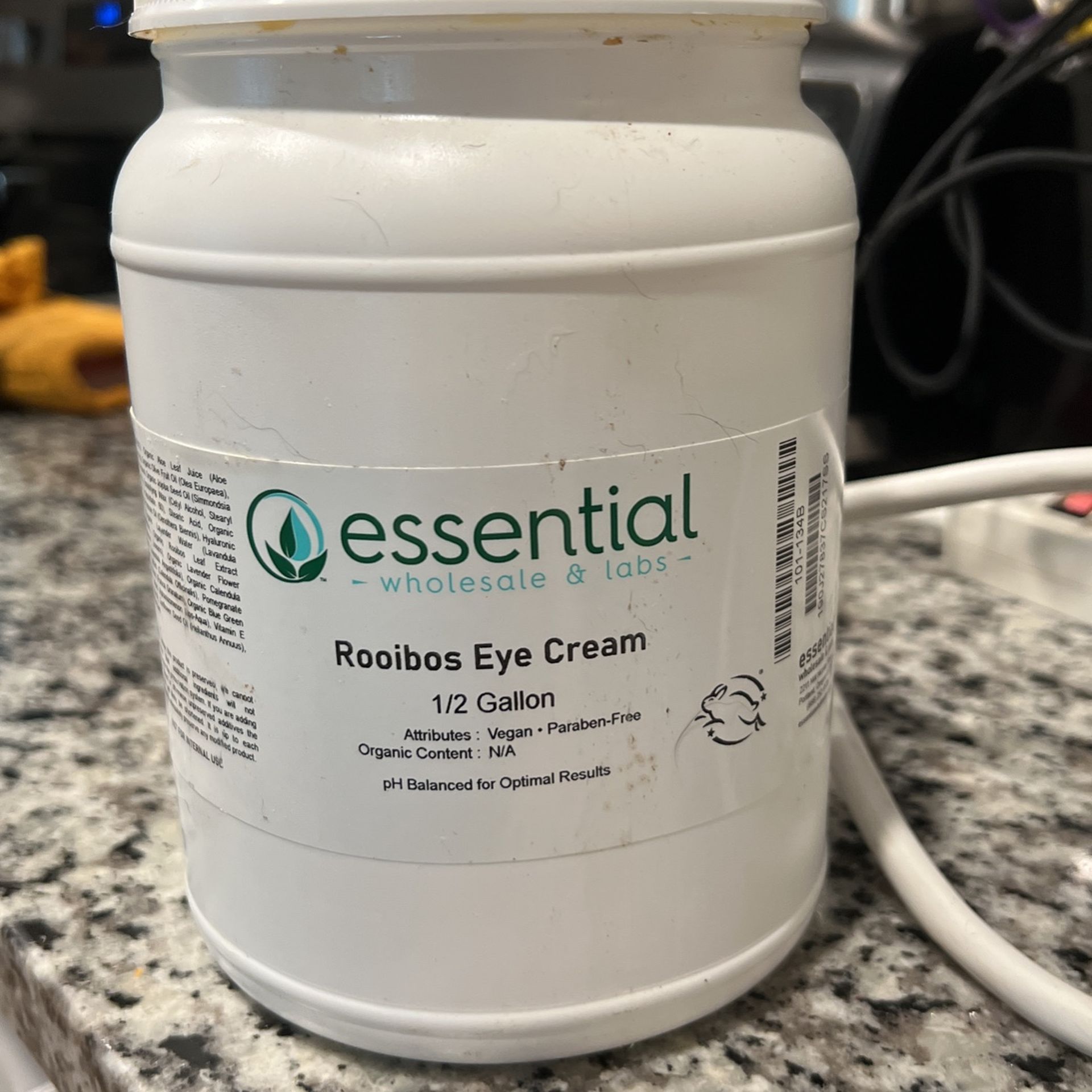 Organic eye cream