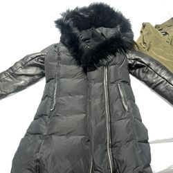 Mackage Women’s Black Cordelia Down Coat