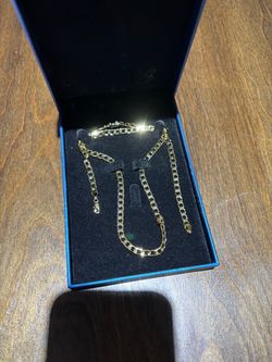 Gold Cuban link Chain