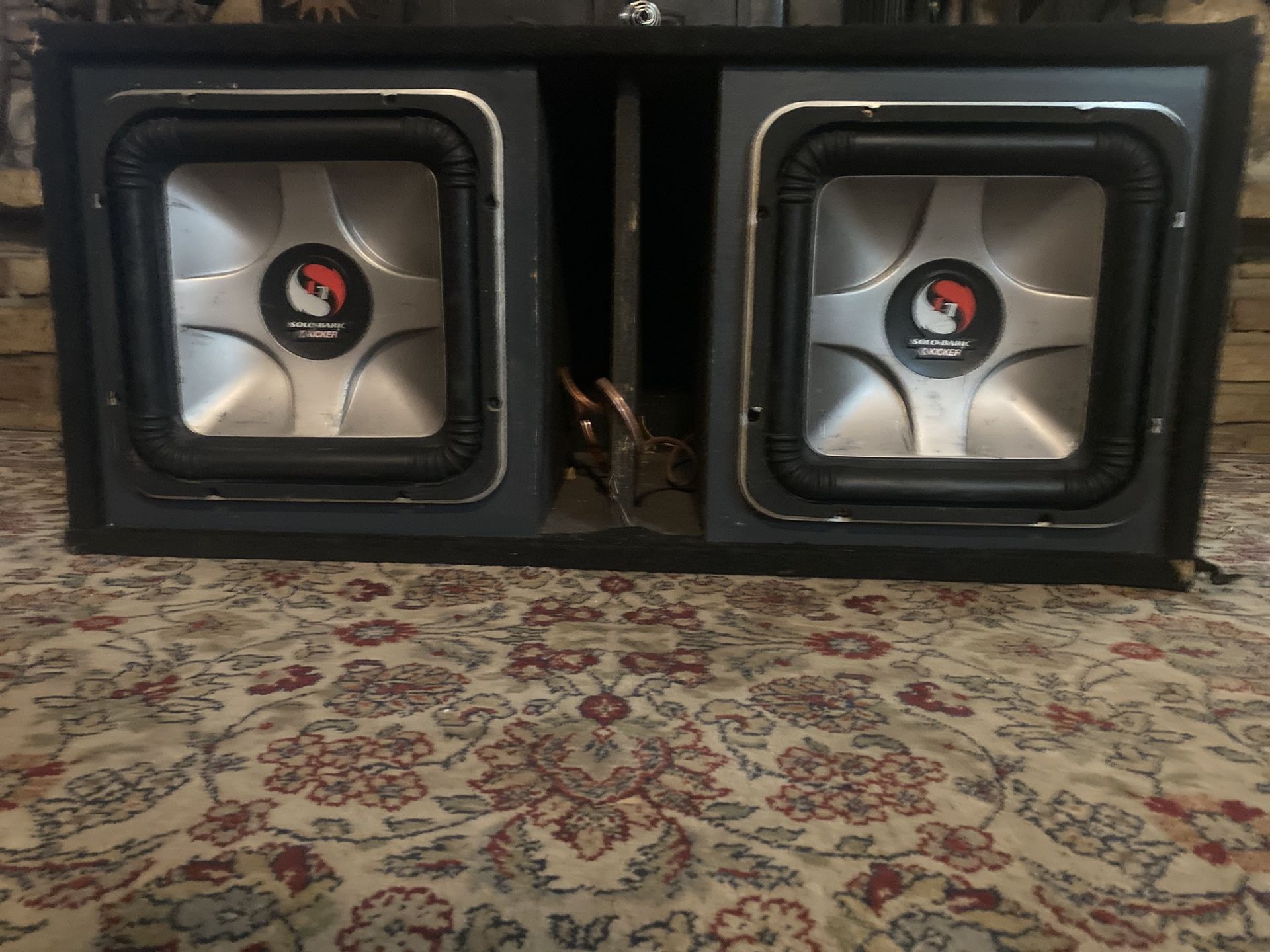 2 L7 Kicker 12 Inch Solo Baric And Vented Box