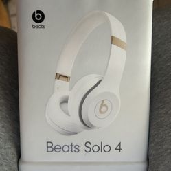 beats solo 4