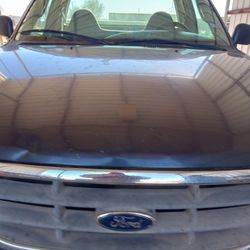 For Sale V8 Triton 2001