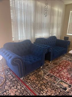 Royal Blue Velvet Tufted Living Room Set