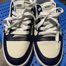 Size 9 Vans Lowland CC