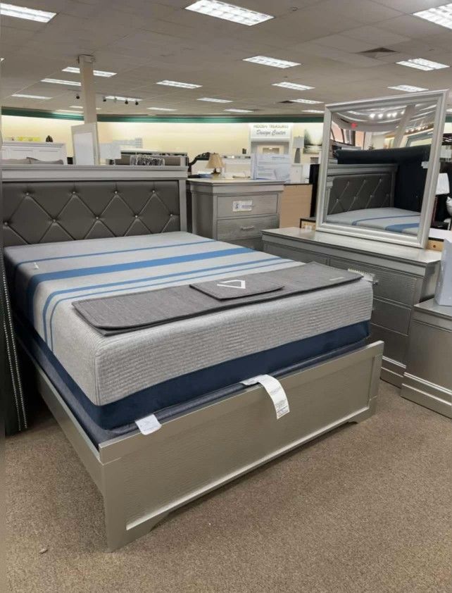 Beautiful Grey Bedroom Set