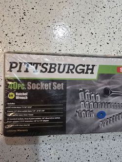 Socket set