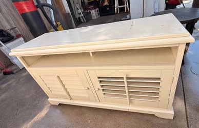 TV stand