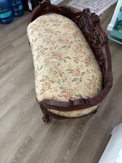 Couch for front door
