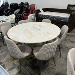 Marble Round Dining Table with 6 Matching Chairs / Mesa de comedor redonda de mármol con 6 sillas a juego