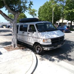 97 Dodge Van Primetime