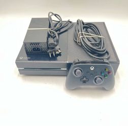 Xbox one 1TB with one controller