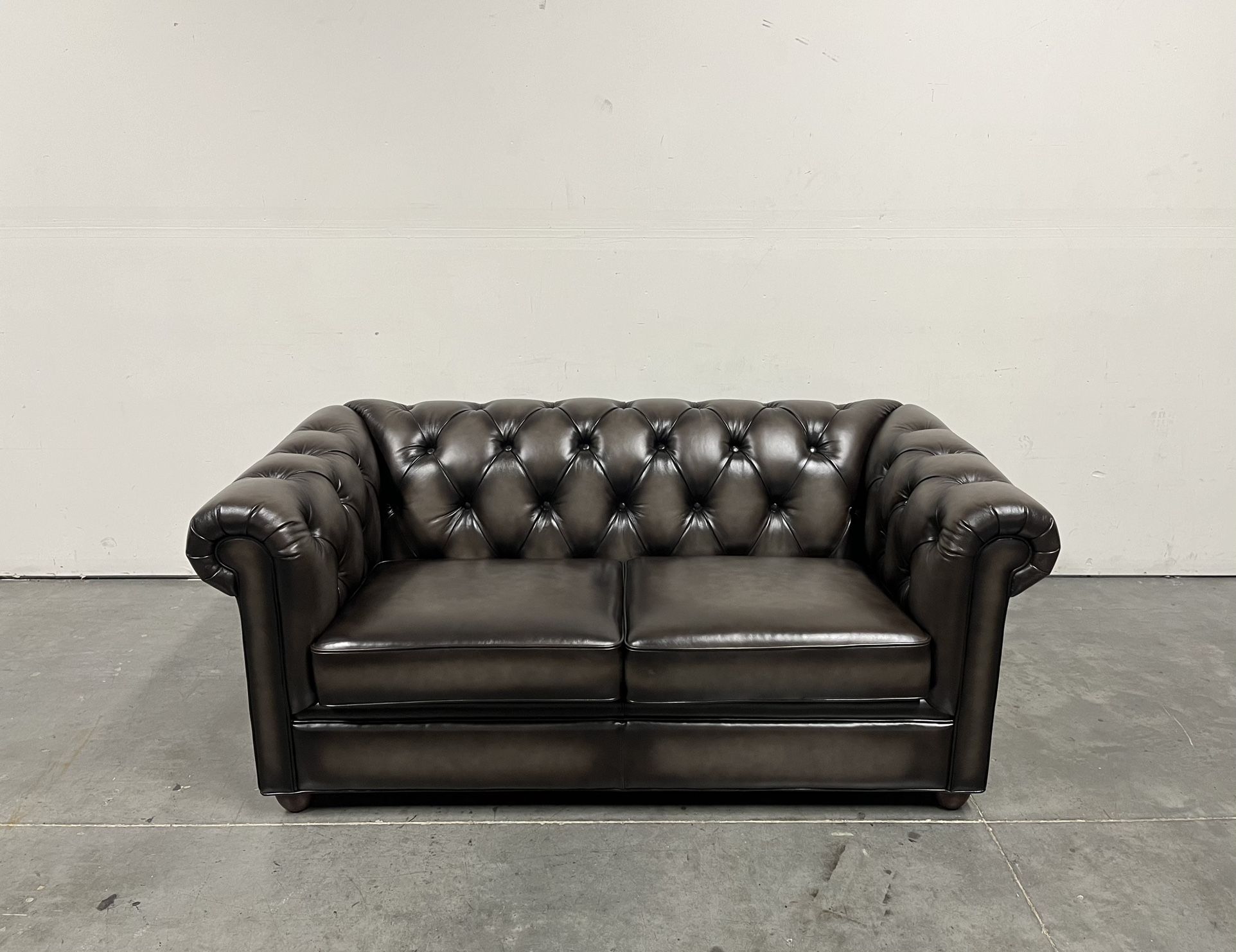 Pottery Barn, Chesterfield Leather Sofa