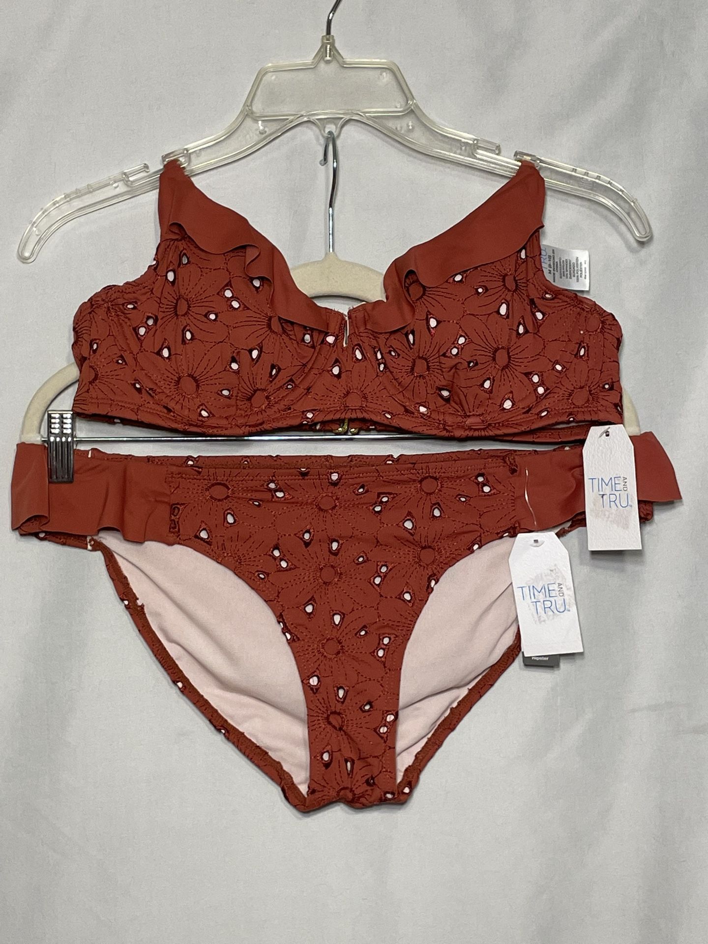 Time & Tru Swimsuit Women’s Size Medium New