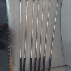 Taylormade irons and bag complete set