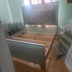 King Size Bed With Dresser Mirror And Night Stand  In Very Good Condition 