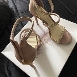 Jessica Simpson Open-toe, Strap Heels Size 7