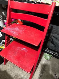Stokke Highchair + Tray + Cushion + Safety Harness