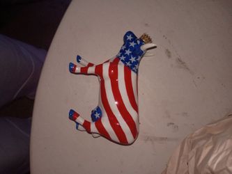 American Bull with gold crown