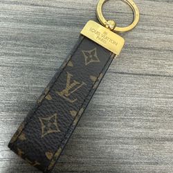 100% AUTHENTIC LOUIS VUITTON • Dragonne Key Holder
