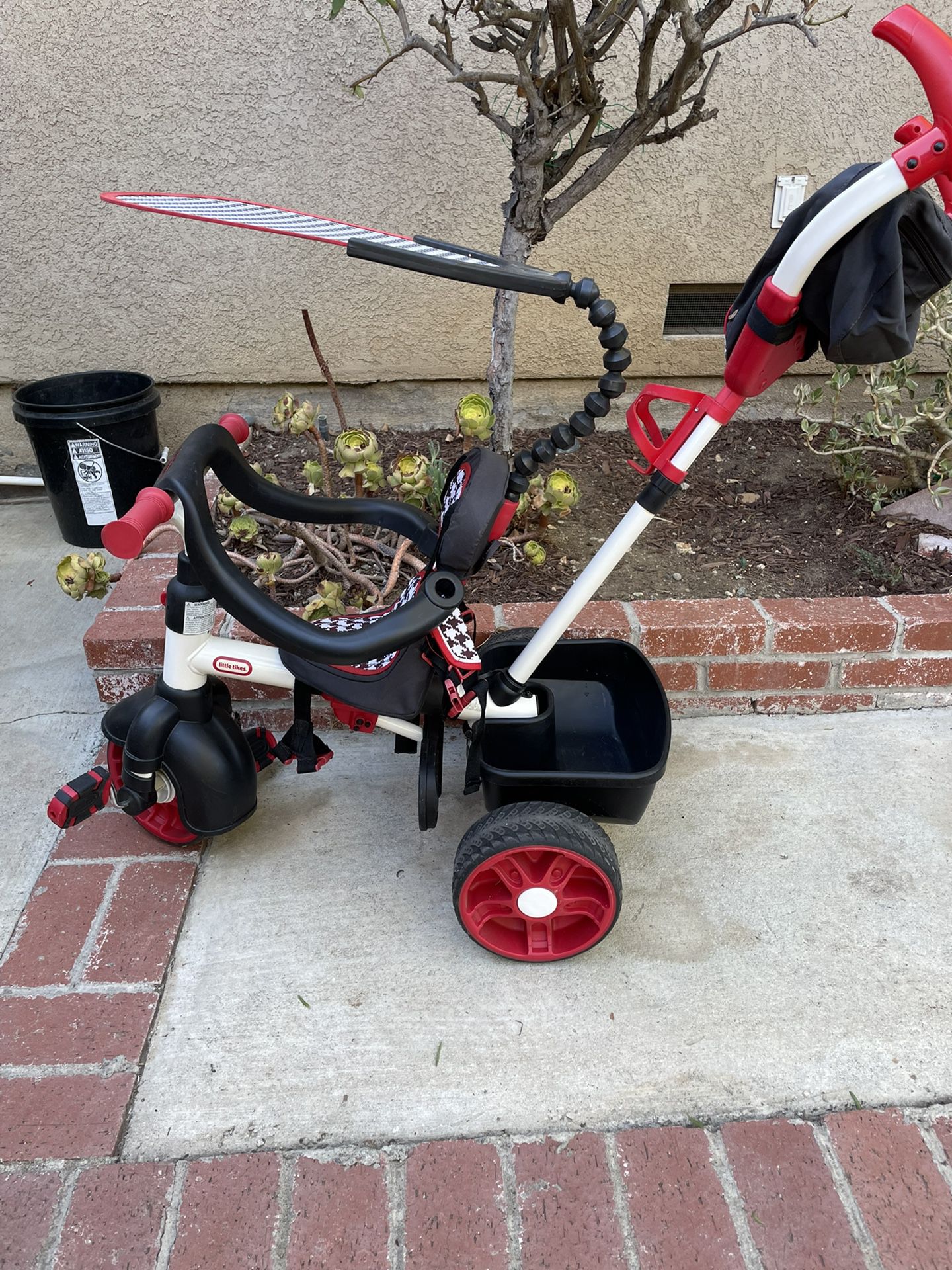 Little Tikes 4-in-1 Sports Edition Trike 