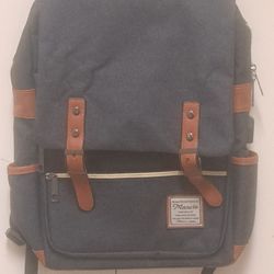 Messenger style backpack