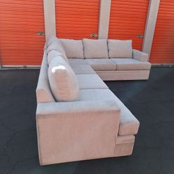SECTIONAL COLOR BEIGE 
