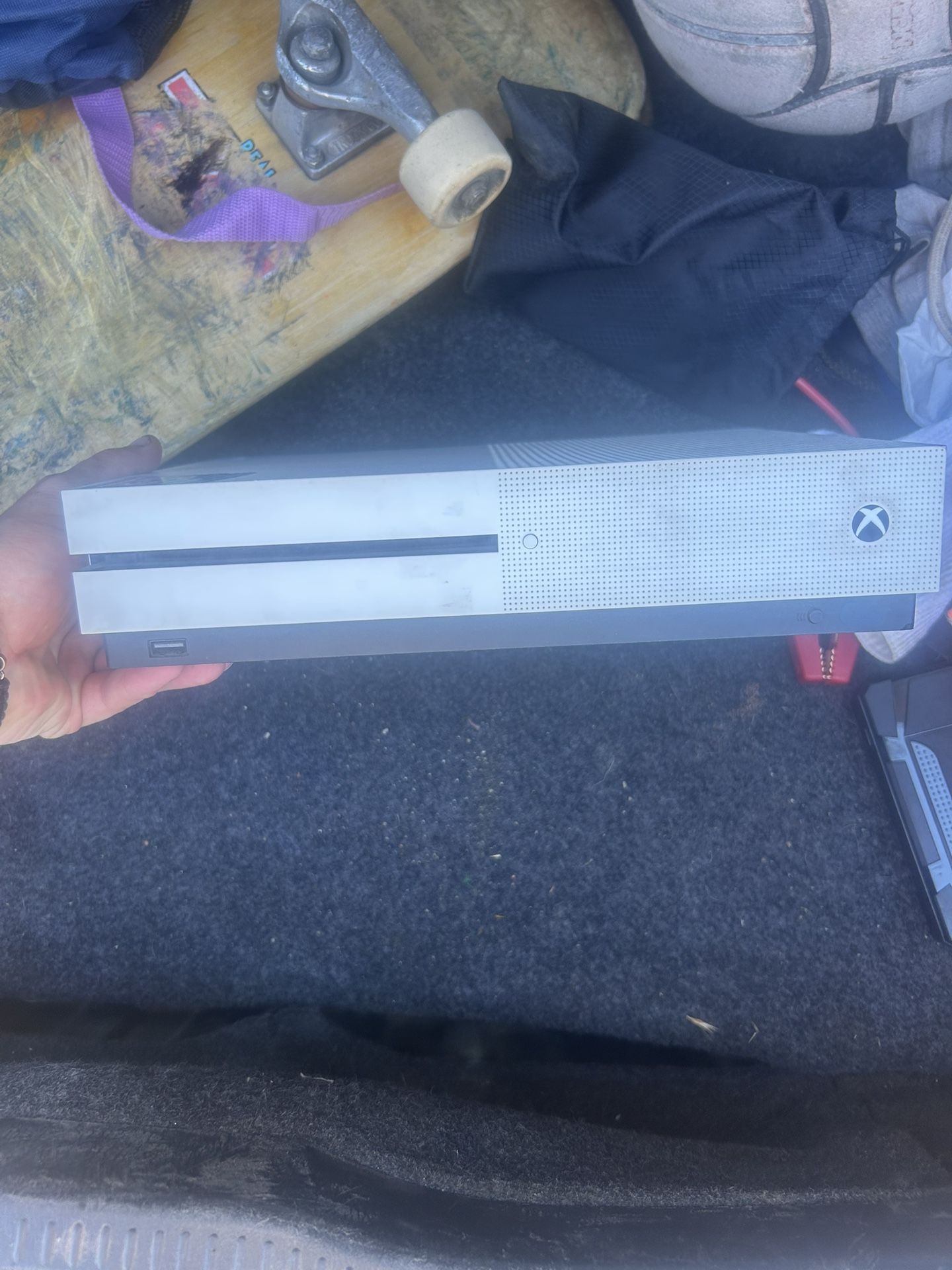 Xbox One S 500 Gigabytes