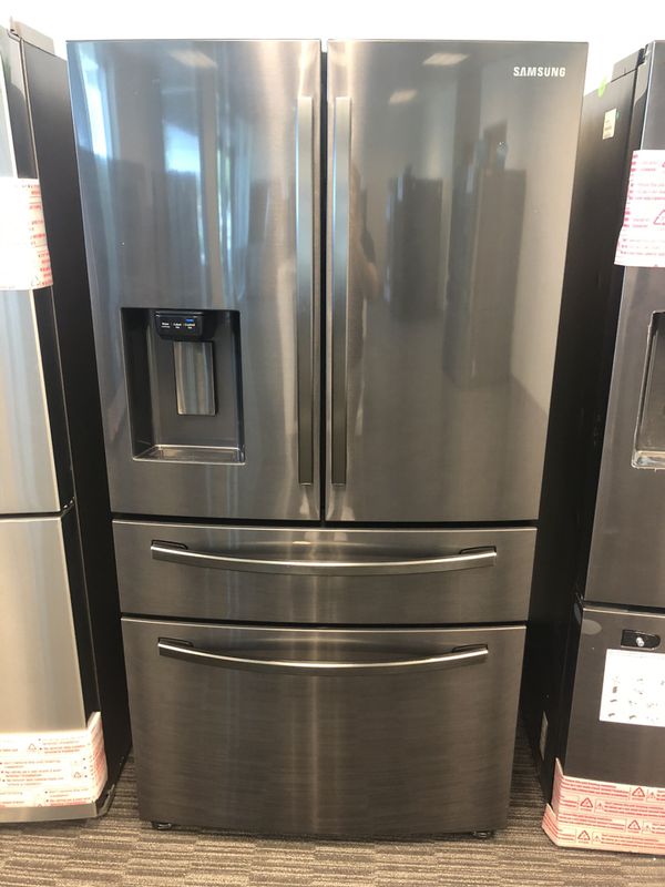 Samsung 28 cu. ft. 4Door French Door Refrigerator in