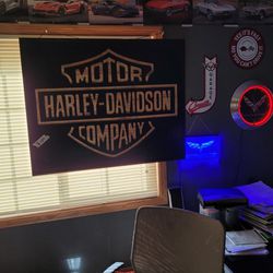 Vintage Harley-Davidson Sign
