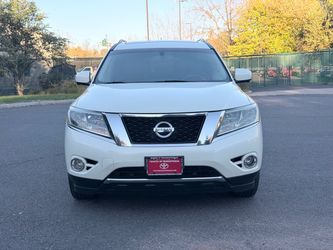 Hi, I’m selling 2016 Nissan pathfinder