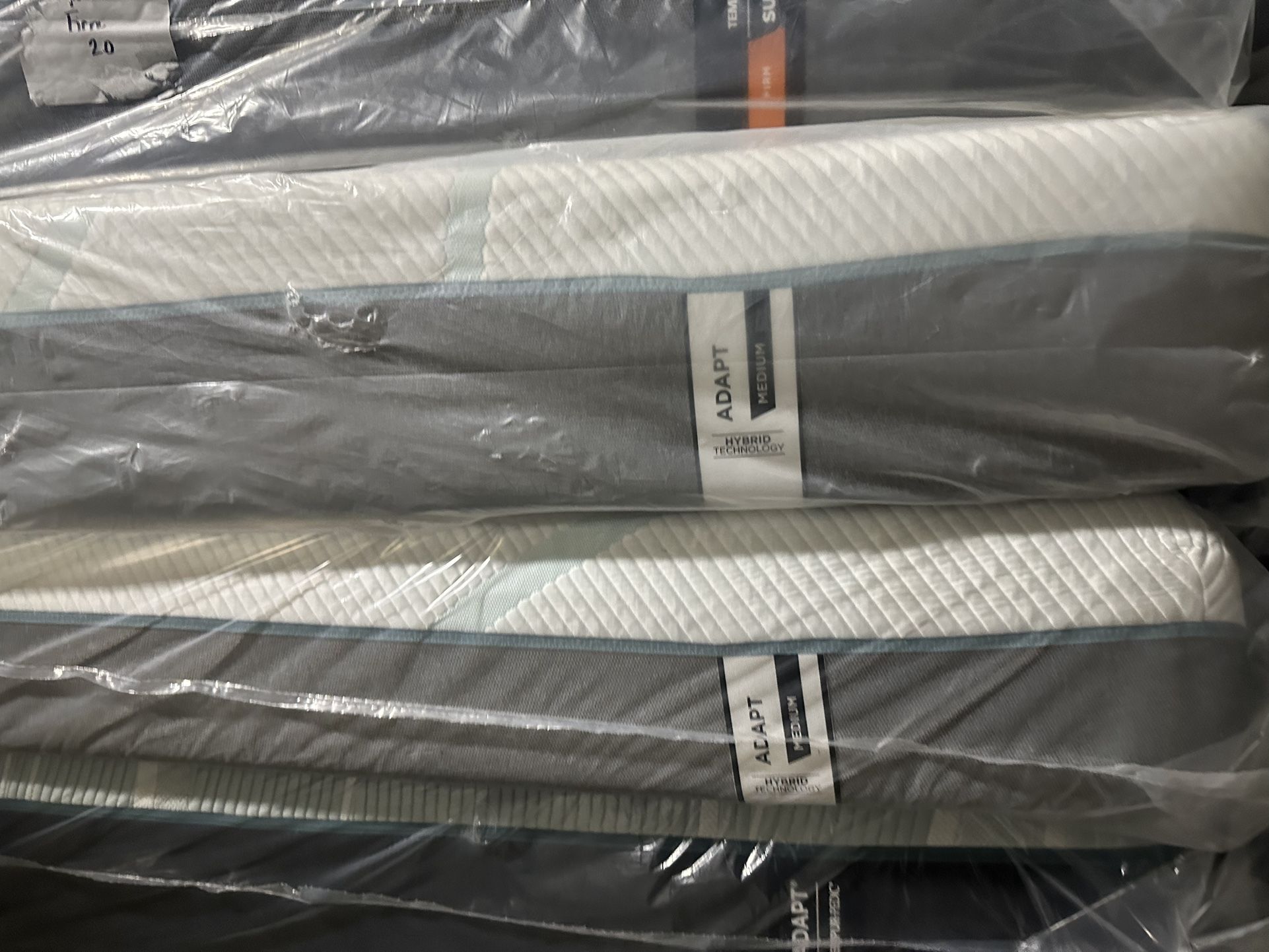 King Queen Size Tempurpedic ProAdapt, ProBreeze, LuxeBreeze Mattress Pro Breeze /Luxe Adapt /Pro Adapt /Adapt /cloud /Tempur pedic contour Supreme