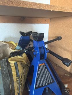 Tools and Jacks- Need gone asap!