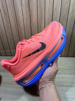Nike Vomero premium